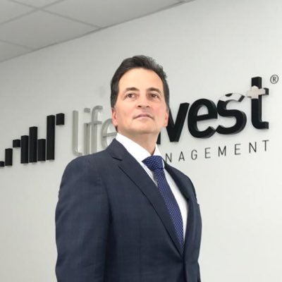 Juan Carlos Carvallo has more than 25 years of experience in the financial field. Partner at LifeInvest