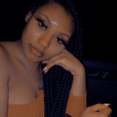 w_sanora's profile picture. Virginia Union University 🐾🐾 
19 yrs young 🥵