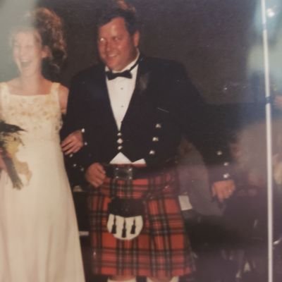 Scotsman living in Maine 55 but still feel like I'm in my 30's brought up on Benny Hill and Carry on films so I have a very bawdy sense of humor 😉
