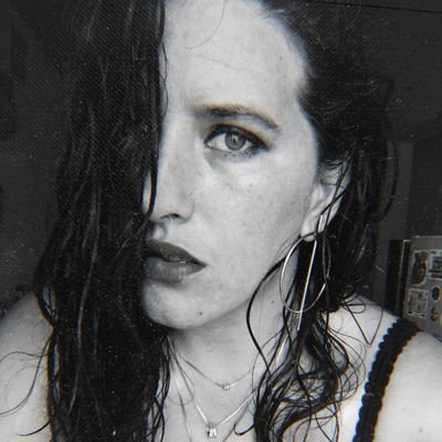 CamiGabrielli9's profile picture. VALAR MORGHULIS // los caminos del alma son la música y el amor // YO CREO Y CON ESO BASTA