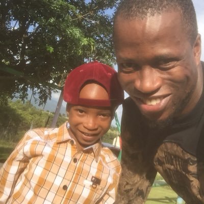 MinJustinJr's profile picture. Electrical Engineer