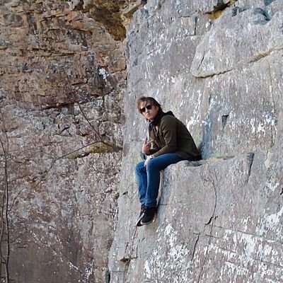 BrickbuilderXT's profile picture. I have no brain