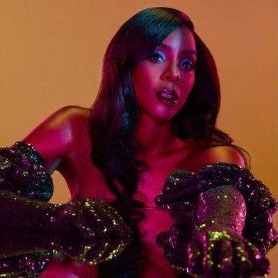 Kelly Rowland Street Team Talk A Good Game in stores and online now https://t.co/MeIhtJgCpZ…