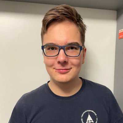 I'm a German biology student. I mostly talk about StarCraft 2 here though.