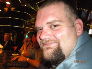 kmgrobe's profile picture. 