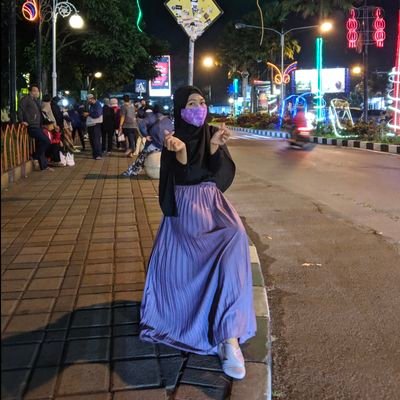 Perempuan Februari