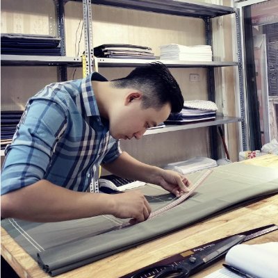 I am a researcher of information technology 4.0.