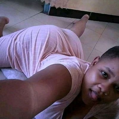 Babag38598956's profile picture. I am professional