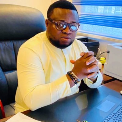 johnidson's profile picture. Financial Market expert and Treasury products Dealers. Great understanding of Treasury global markets.