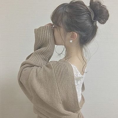 xox___33's profile picture. " 去るものは追い越す🦖⸒⸒ "