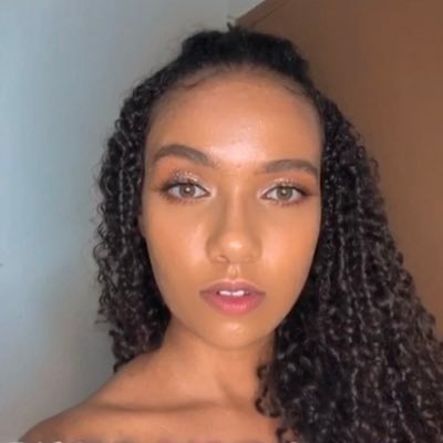 MariaLusaCarv13's profile picture. 15 years✨ (34)🥰