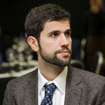 Deputado PSD / MP at the Portuguese Parliament. Interessado em política e causas sociais / interested in politics and social causes