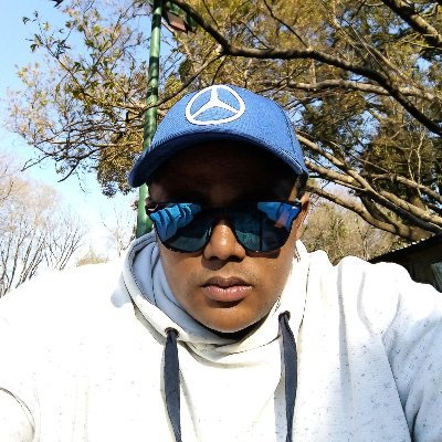 Ethenuis's profile picture. International travel and The cool tech guy