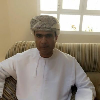 ‏أخصائي اجتماعي بمدرسة عمر بن مسعود للتعليم الأساسي سلطنة عمان ولاية عبري