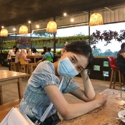 peacygvrl's profile picture. jm' moon told me that you are the most beautiful star in the sky.