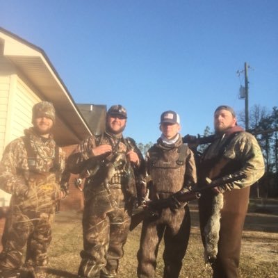 MooreHunterd's profile picture. 🤷🏻‍♂️