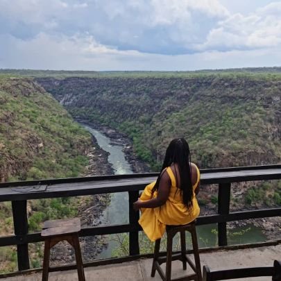 chocolateTeey's profile picture. I reek love