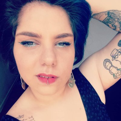 Roadie @cblueoficial | Proud Owner of Petit Malu's
Chaotic Neutral
My opinions only!