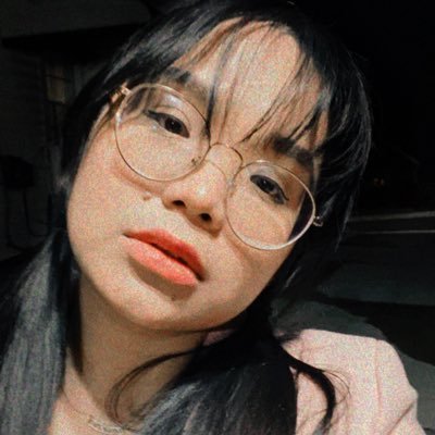 isabellejeda's profile picture. Screaming here into the void 🤪
