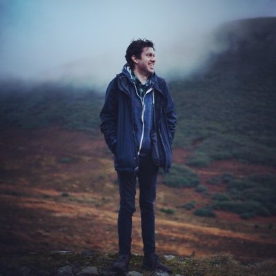 Rock’n’roll photographer for Redferns/@gettyimages | Email Comms @AerLingus | Trustee @FirstFortnight | Part of @wedidshadows | Views and typos are my own.