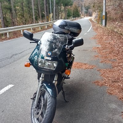 在阪ライダーです
故郷の石川県や乗っているバイクのXF650とEX-4情報をブログでまとめたりたまにツーリングの風景を書いたりしています