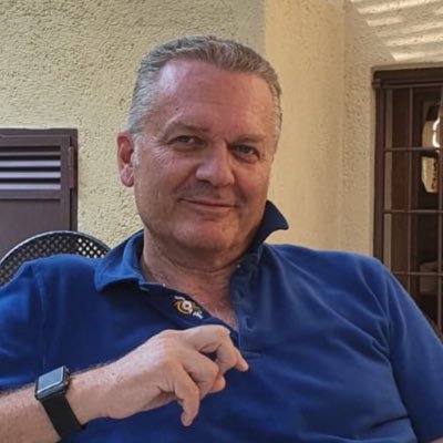 umbertofontane2's profile picture. Marito padre e nonno …la tua libertà inizia dove finisce la mia