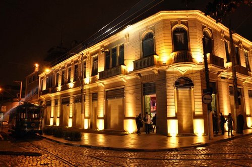 Uma Casa de Eventos que une História e Modernidade no Centro de Santos