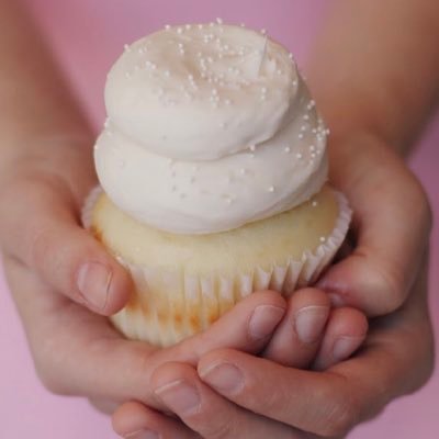 The official page of America's best gourmet cupcakes! Over 40 USA locations. Shop Locally #gigiscupcakesusa #swirlsomefun