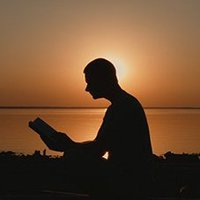 Steve Walker 🌔🌎📚📚🇺🇸🇺🇦🚀🛰👨🏽🚀🖖🏽 (@astrobiblos) 's Twitter Profile