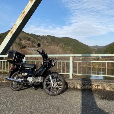 konzo7's profile picture. クロスカブ(JA45)・Vストローム800DE、ときどきGN125に乗っています🏍️奥大和を中心にツーリングしています
