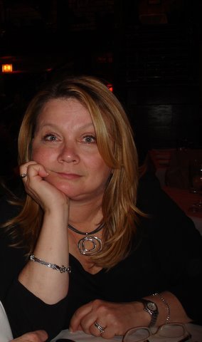 SheridanDaniel's profile picture. Reading between the lines.