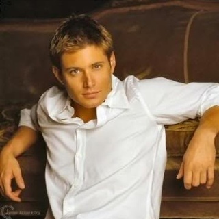 VampireEmanuel's profile picture. I am an over 3,000 year old vampire..king of greece. I am very short tempered. Part of the Greek Vampire Mafia.