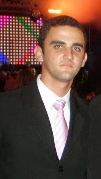 Formado em CST em Petróleo e Gás, um dos fundadores da (irmandade, equipe e grupo) @Os_mandoes...