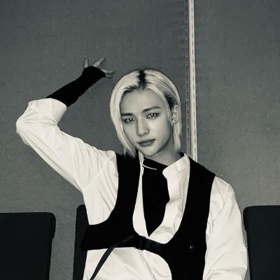 stay, engene, nctzen, carat, moa, leave if you're problematic
she/her
