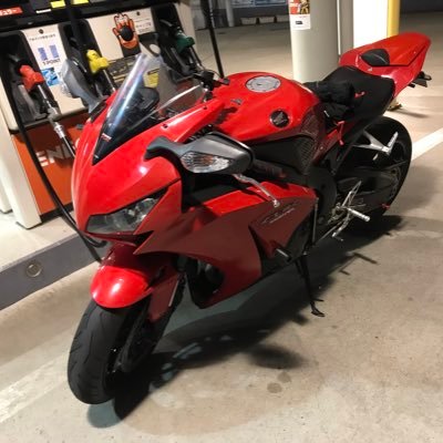 大学院生 / 元CBR1000RR、CBR250RR乗り