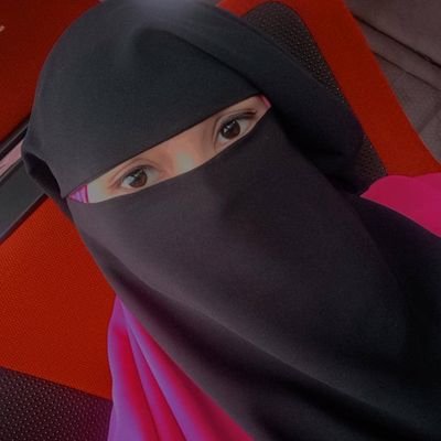 Rabiatu05524127's profile picture. ya' Allah kau permudahkanlah urusanku