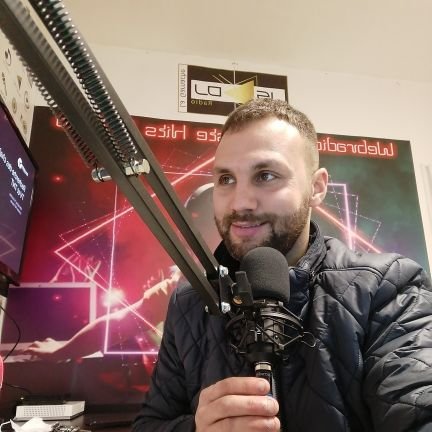 Js Dj Radio - Première webradio généraliste et Djs de Vendée. Jsdjradio c'est le meilleur du son hits & club non stop. https://t.co/dxbIcyhbBl