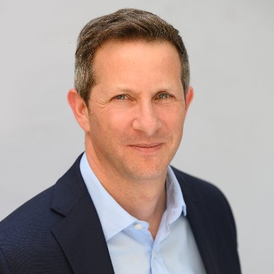 WoolfNick's profile picture. City Headhunter, ex politico, West Londoner, long suffering Wolves fan.
