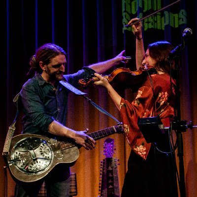 tweeting for Edgelarks (BBC Folk award winners Phillip Henry & Hannah Martin).Also members of @Gigspanner Big Band and #Saltlines with @raynor_winn