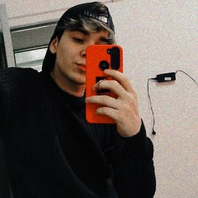 LuchyLujan1's profile picture. 