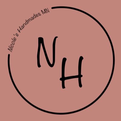 NicHandmadeMN's profile picture. 23 • I crochet and sew stuff 🪡• fiber arts 🎓• nature lover • she/her