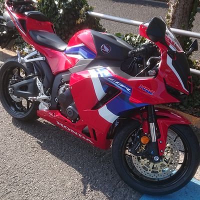r12030823_R25's profile picture. YZF-R25→CBR600RR(20)❗ちょっとずつ理想のカスタムを楽しみながら乗ってます❗ 鉄拳8(fuku ryu)もやってます❗段位はかなーり低いですが地道に頑張ってます❗