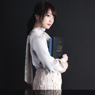 Aki Nonaka 書籍「ツタンカーメン王墓出土の楽器」発売中 Aki Nonaka 書籍「ツタンカーメン王墓出土の楽器」発売中