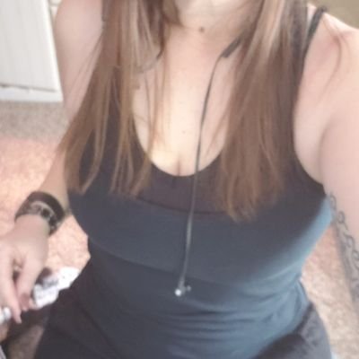 DC4L_Momof2's profile picture. 