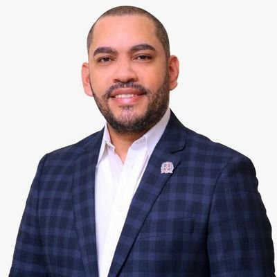 Soy Cristiano, Político, Lic. Comunicador Social, Psicología Clinica, Trabajador Comunitario.
CEO Grupo Empresarial America Crece.🇺🇸🇩🇴