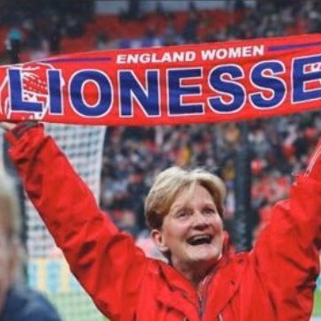 DDayFX60's profile picture. Dog Mommy 🐕 | Loves the Outdoors | Animal Lover | Pub Goer | Loves Music & Singing | People Lover ❤️