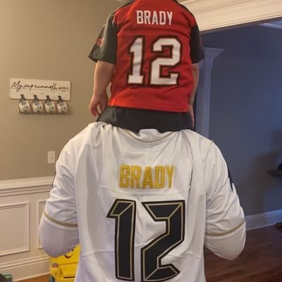 ZKlees10's profile picture. Breaking wax daily on FB 850_Sports_cards