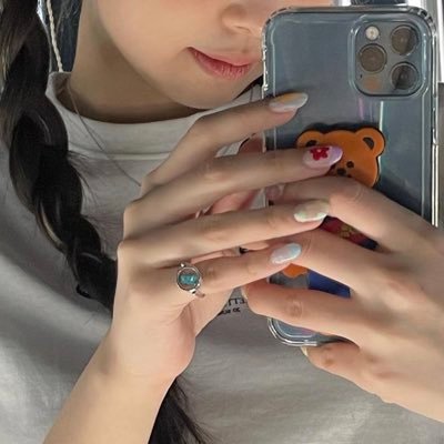 verseayou's profile picture. wake me up when december ends