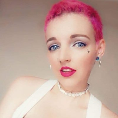 Eat The Rich 😈 she/her ❤️ bisexual 🏳️🌈 mommy of 2 🥰. Gamer, smoker, pleb 🔥 #M4A #BLM $MarmarD3