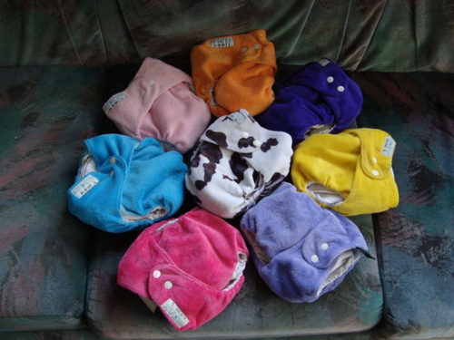 ClothMusings's profile picture. cloth diaper loving Mama, to two little chickybabes